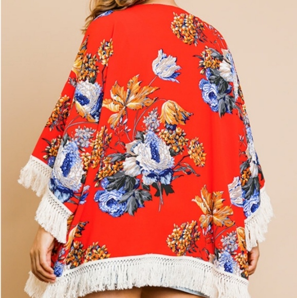 Plus size red floral kimona with fringe - Picture 5 of 5